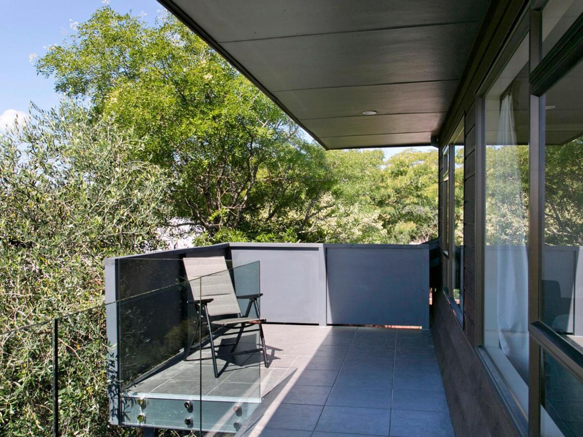 Taupo Escape - Rainbow Point Holiday Home Екстер'єр фото