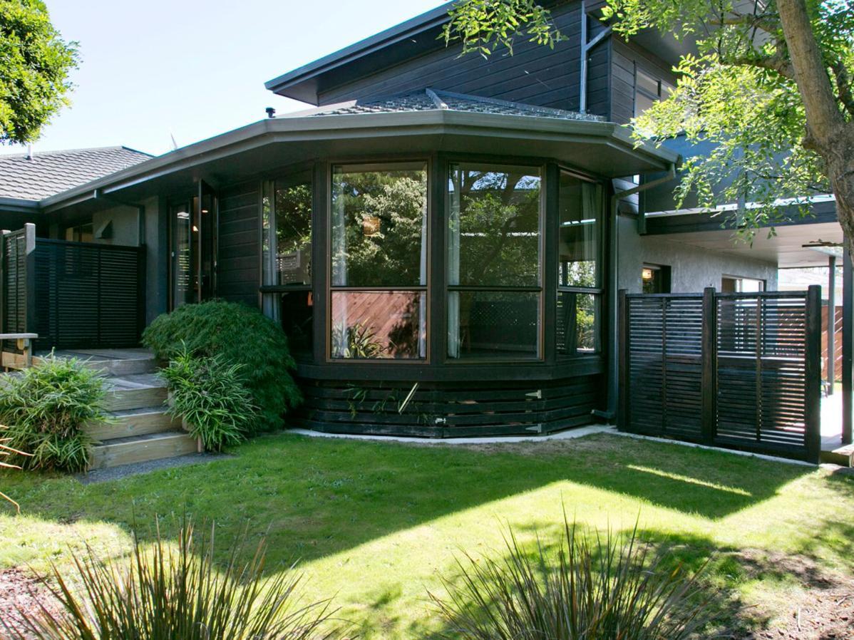 Taupo Escape - Rainbow Point Holiday Home Екстер'єр фото